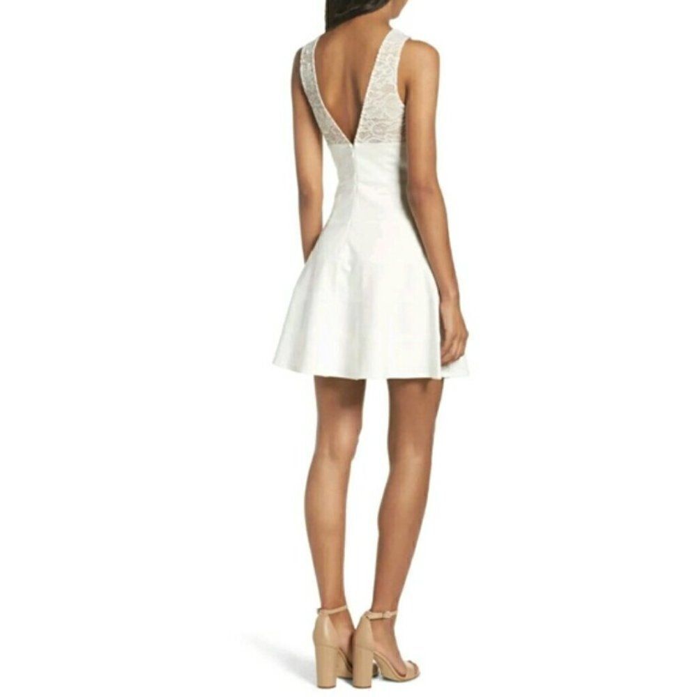 Ali & Jay The Iris Fit & Flare Dress -White in Size XS